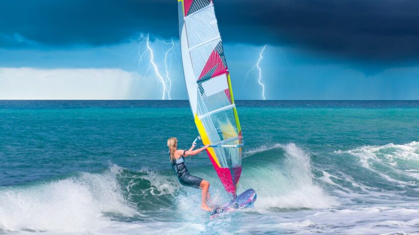 Four Best Surf Places In Oahu For Beginners