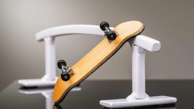 How do you use a Tech Deck skateboard for beginners?